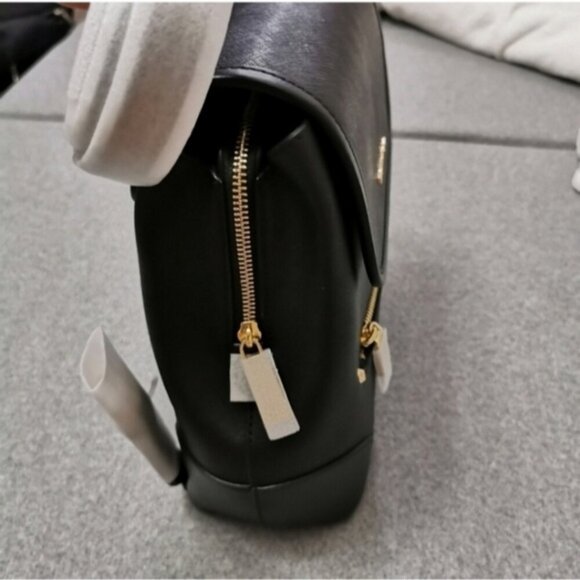 NWT Michael Kors Black Saffiano Leather Tech Friendly Backpack - Picture 7 of 13